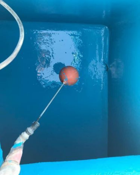 عزل خزانات المياه 